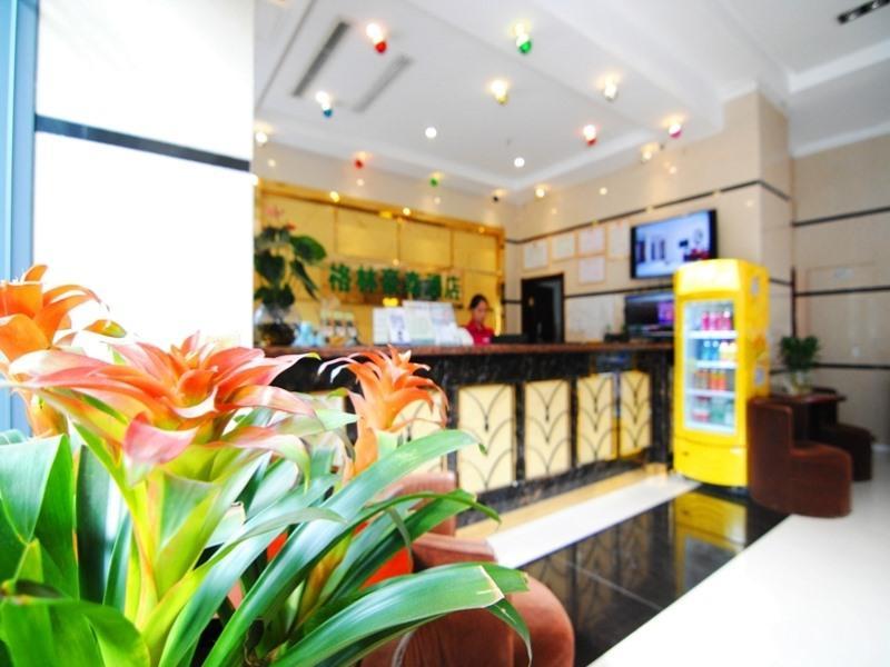 Greentree Inn Chongqing North Railway Station Express Hotel Экстерьер фото