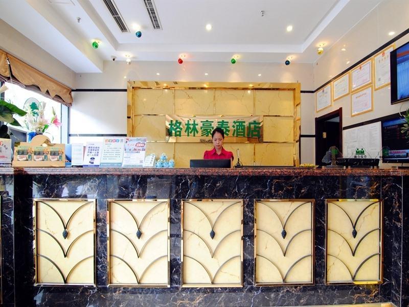 Greentree Inn Chongqing North Railway Station Express Hotel Экстерьер фото