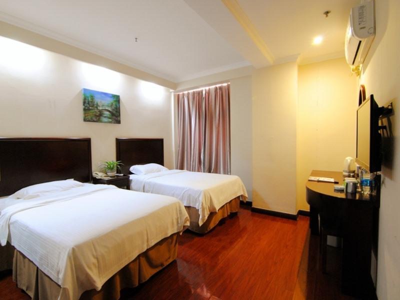 Greentree Inn Chongqing North Railway Station Express Hotel Экстерьер фото