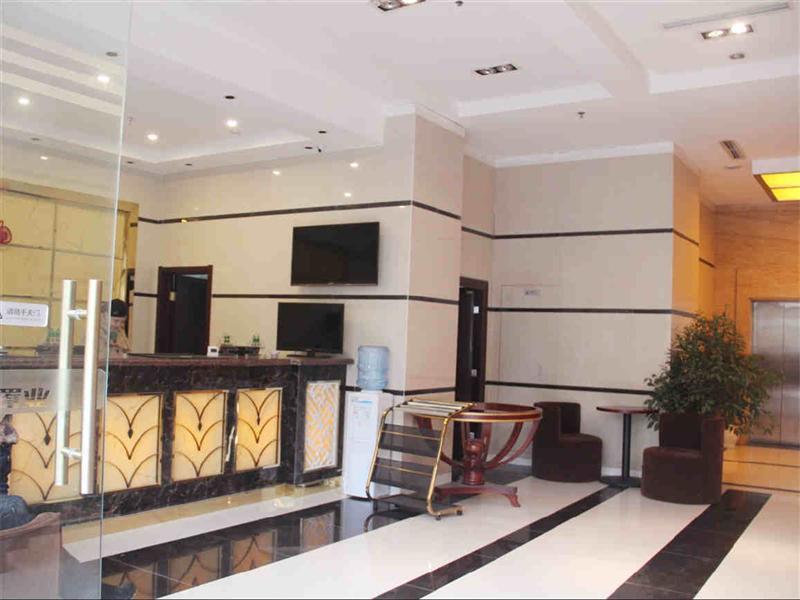 Greentree Inn Chongqing North Railway Station Express Hotel Экстерьер фото